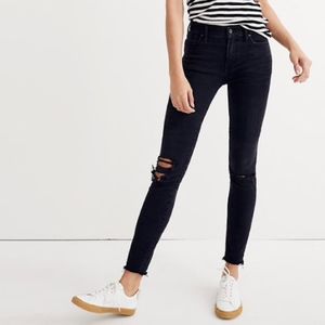 Madewell 9" Mid-Rise Skinny Jeans in Black Sea